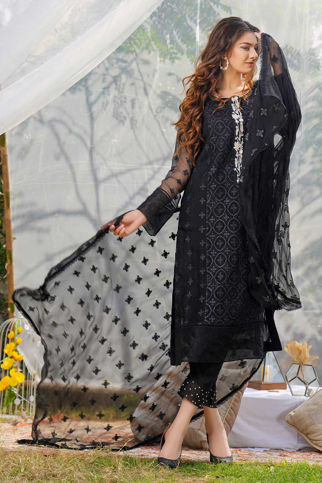 MH02 MEHREEN MIRZA