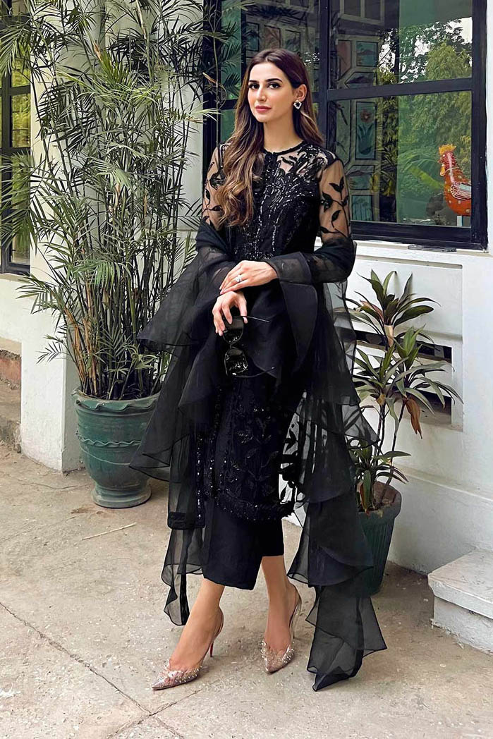 MARBLE KAUSAR ATTIRE