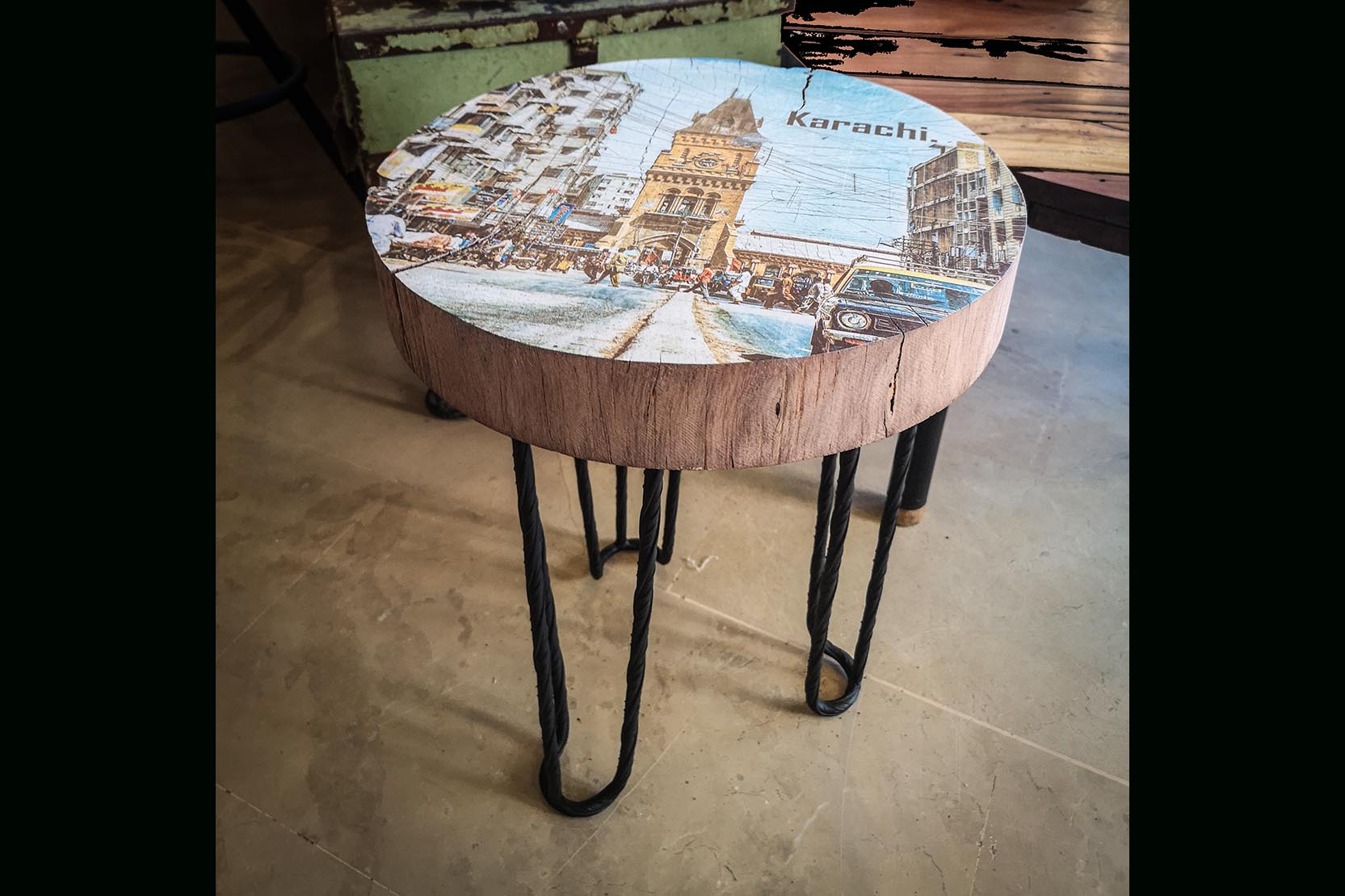 Empress Market of Karachi Side Table / Stool