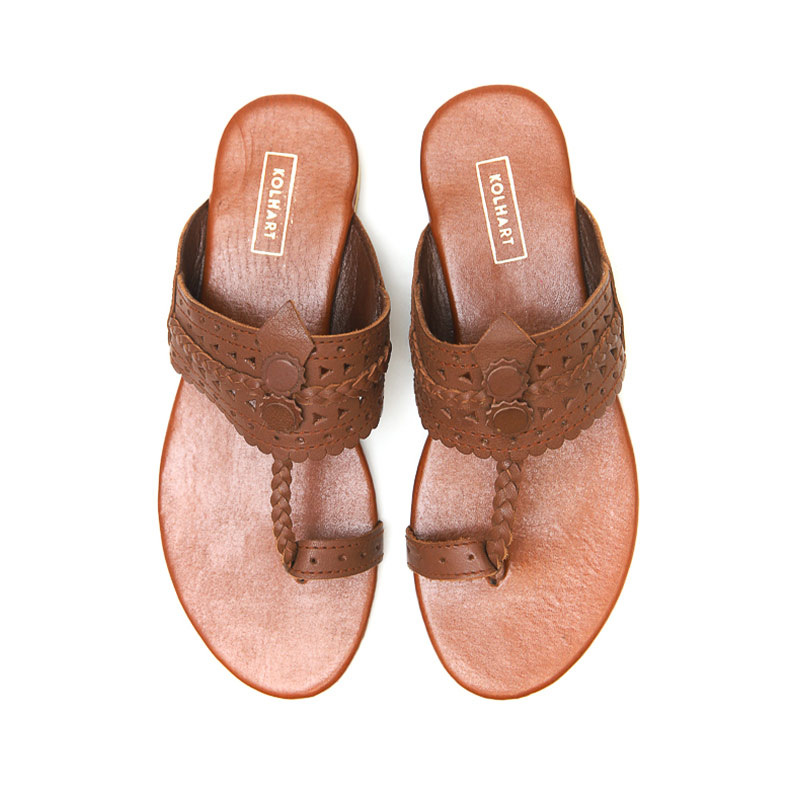 brown kolhapuri chappal